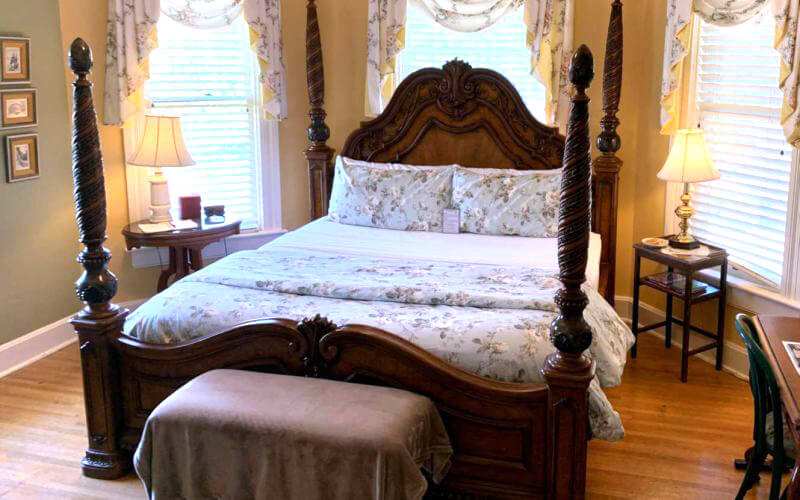 Main House - Walnut Street Inn